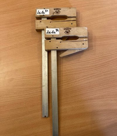 schraubzwingenholz.jpg